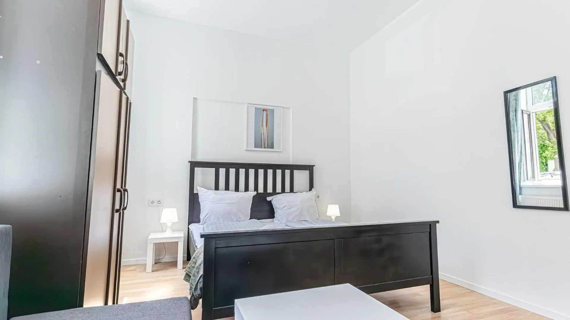 6Br Apartment / Shared Garden Near Lorenz Boehler & Danube Vienna 0*,
