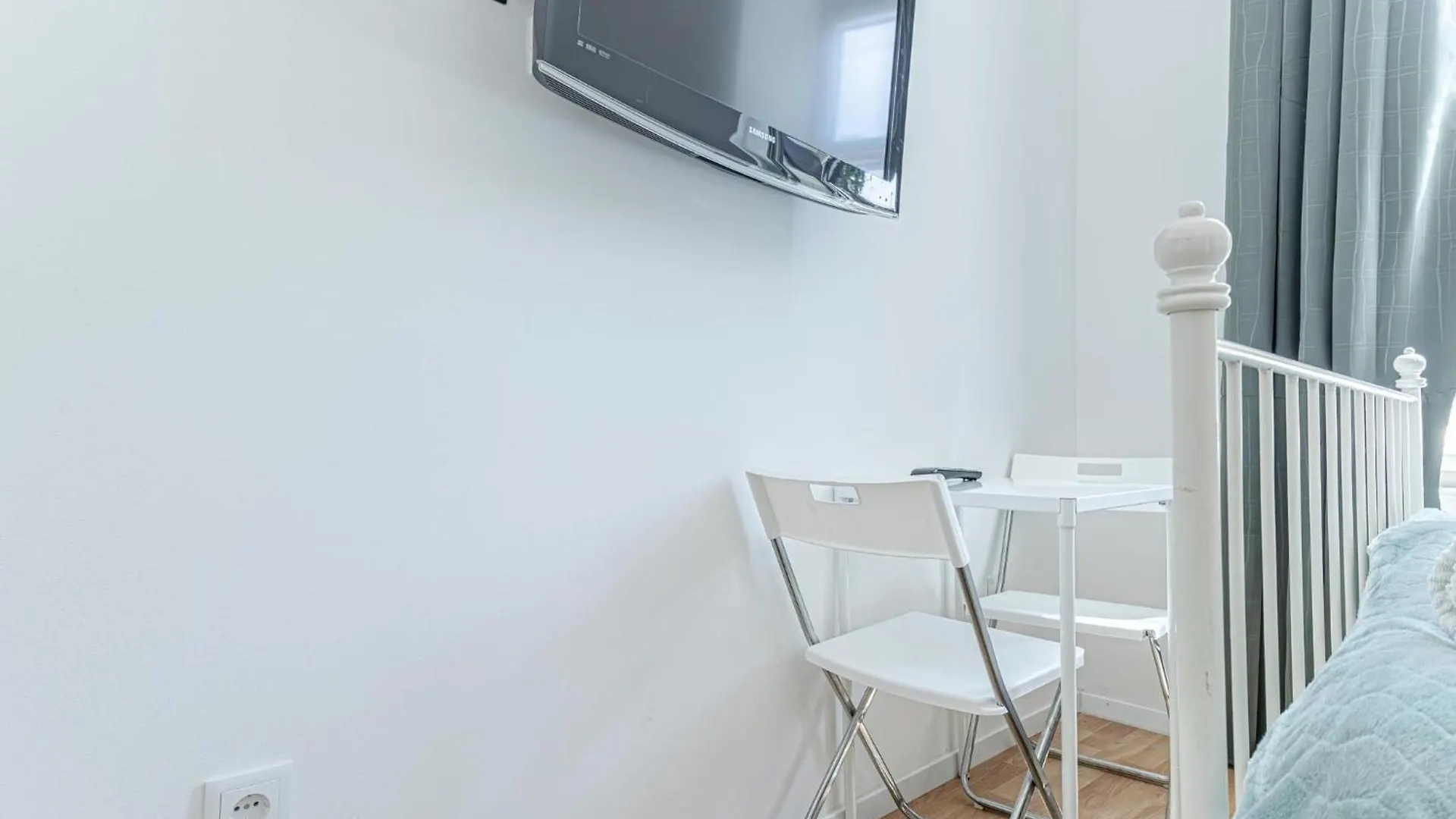 6Br Apartment / Shared Garden Near Lorenz Boehler & Danube Vienna